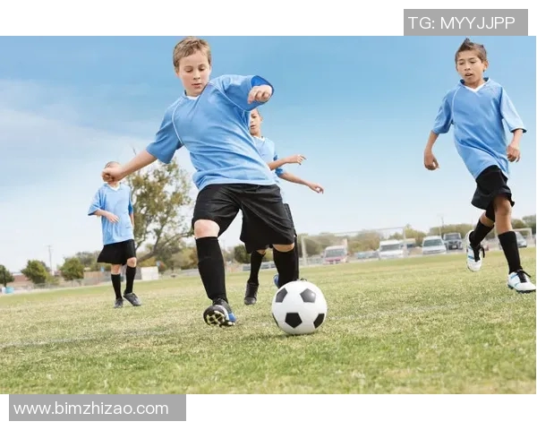 顶级足球明星的训练秘诀与日常训练计划揭秘